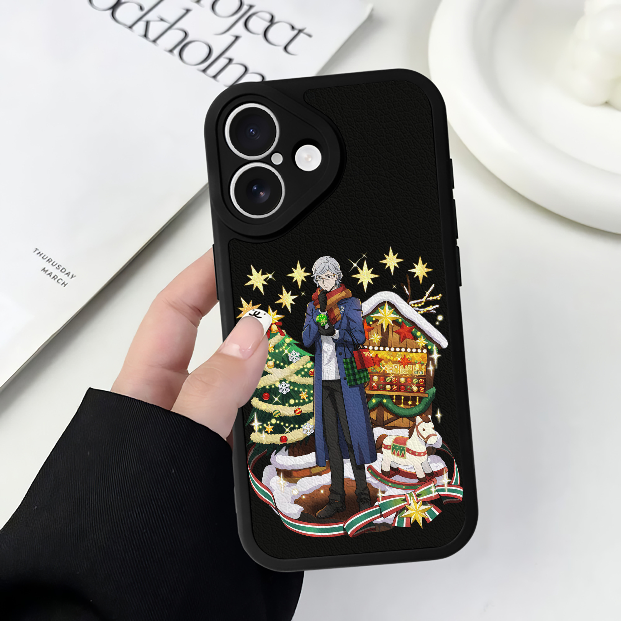 （画像用） 文豪ストレイドッグス Bungo Stray Dogs 【iPhone 16シリーズ対応】シリコンスマホケース（レザー調） 材質：シリコン